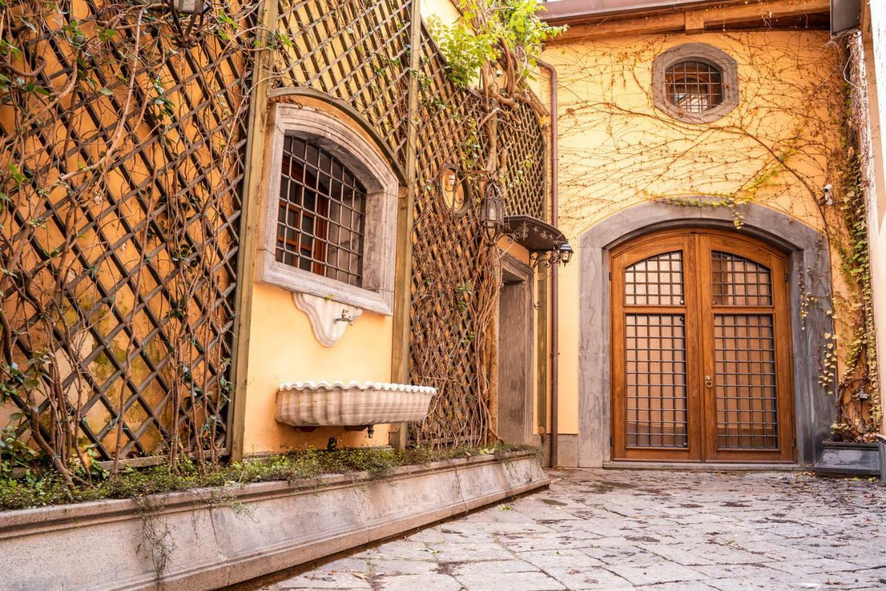 Suite Piazza Del Gesu By Domusextra Nápoles Exterior foto